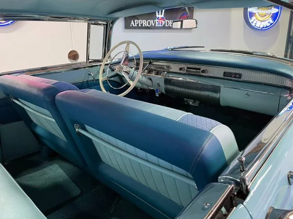 1956-Buick-Riviera-Australia