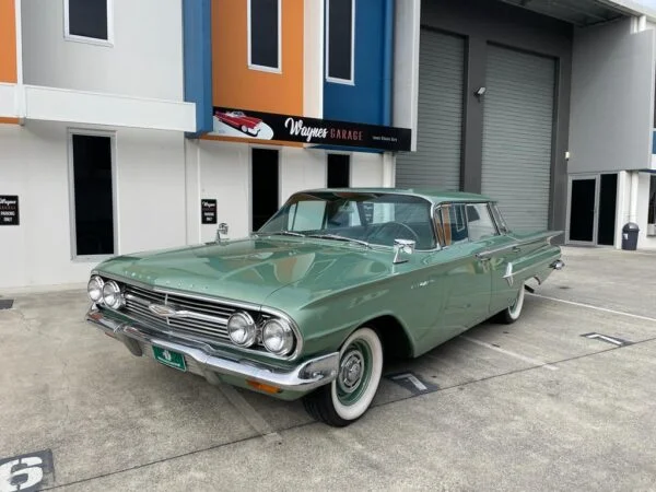 1960-Chevrolet-Bel-Air-Sport-Sedan