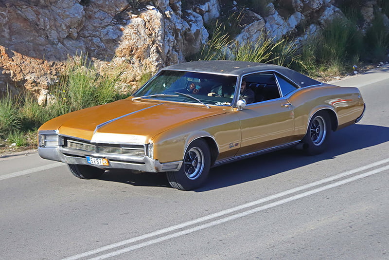 The-Legacy-Of-The-Buick-Riviera3